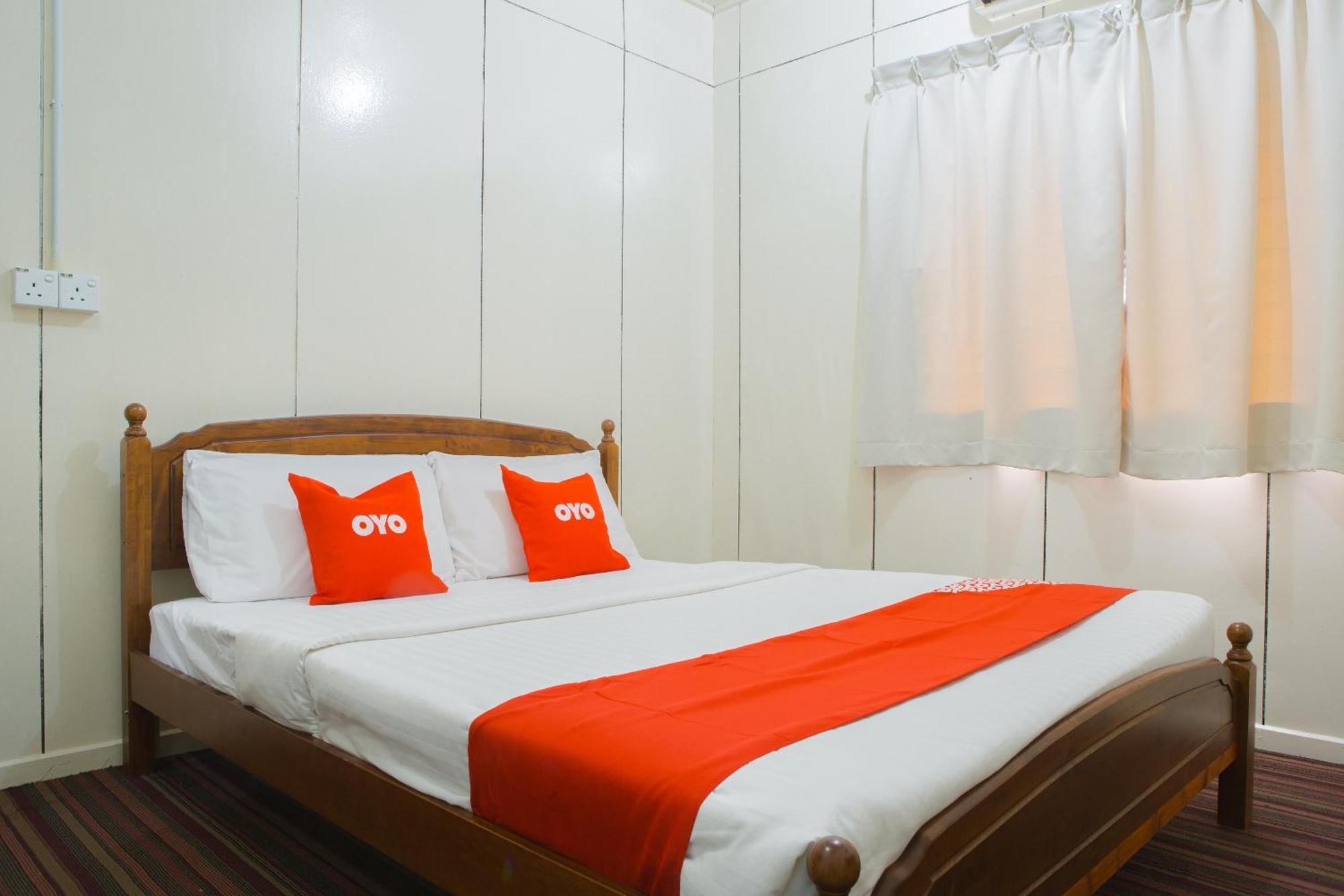 Oyo 90037 The 7 Lodge Tambunan Экстерьер фото