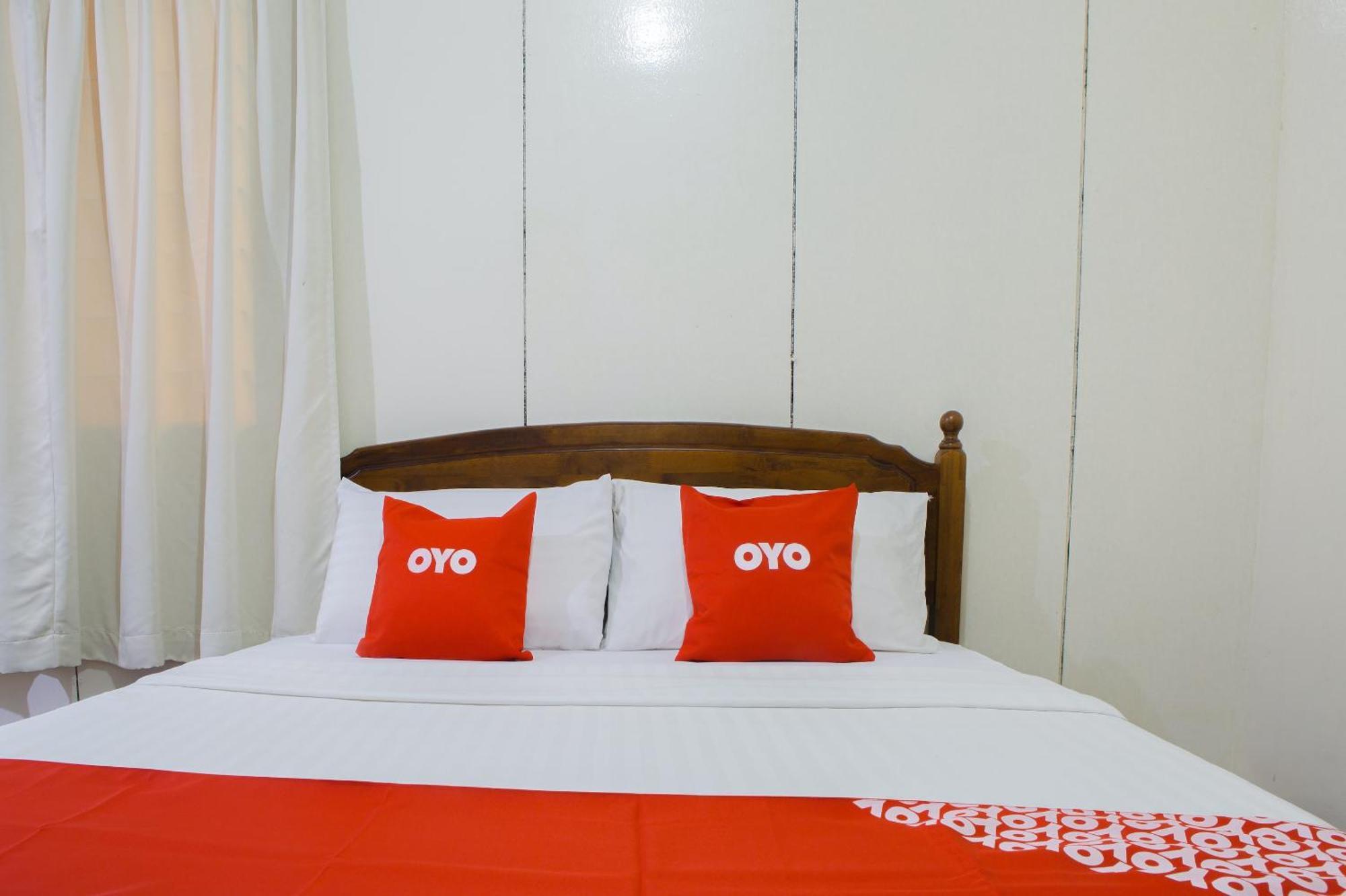 Oyo 90037 The 7 Lodge Tambunan Экстерьер фото