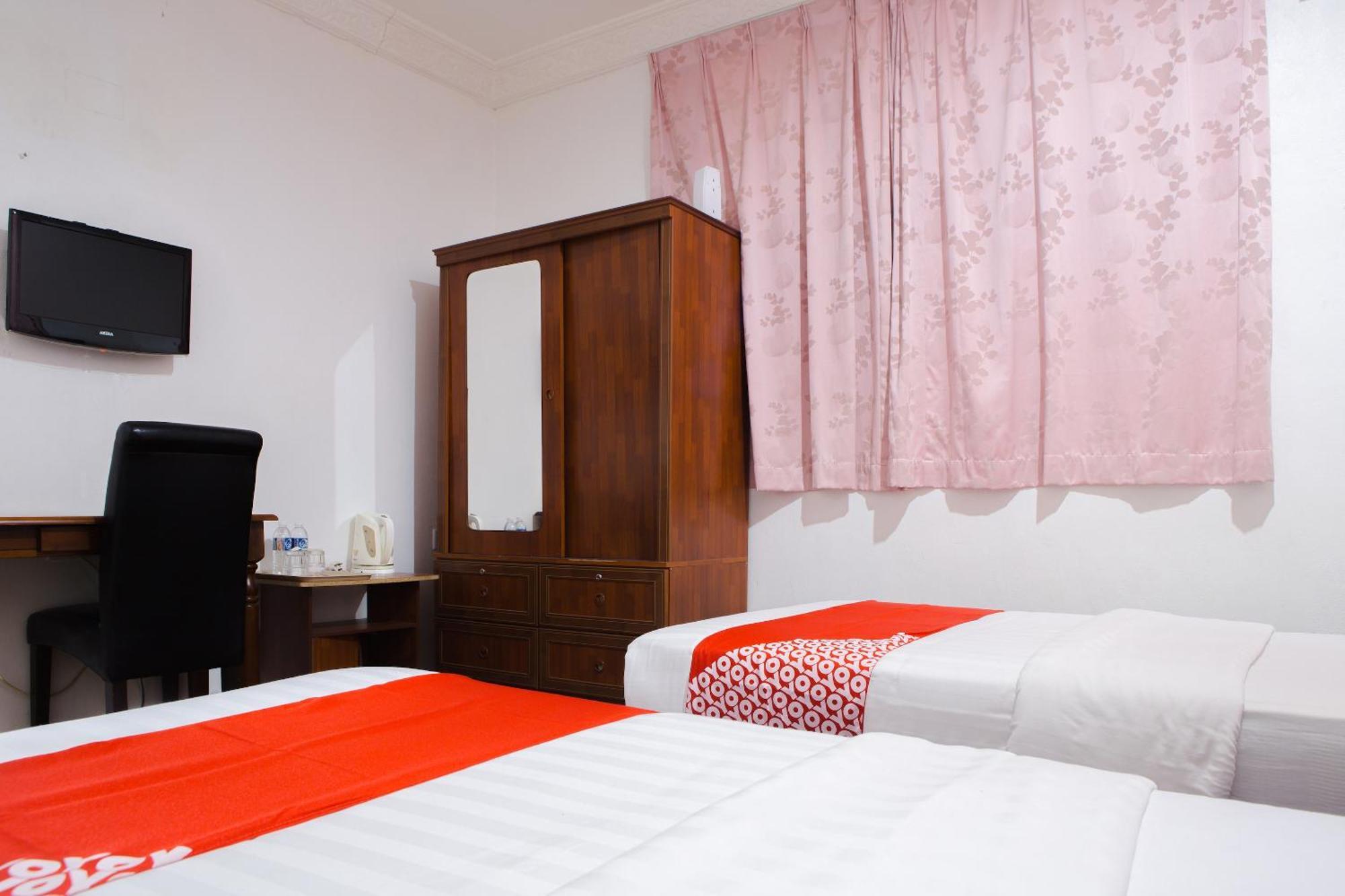 Oyo 90037 The 7 Lodge Tambunan Экстерьер фото
