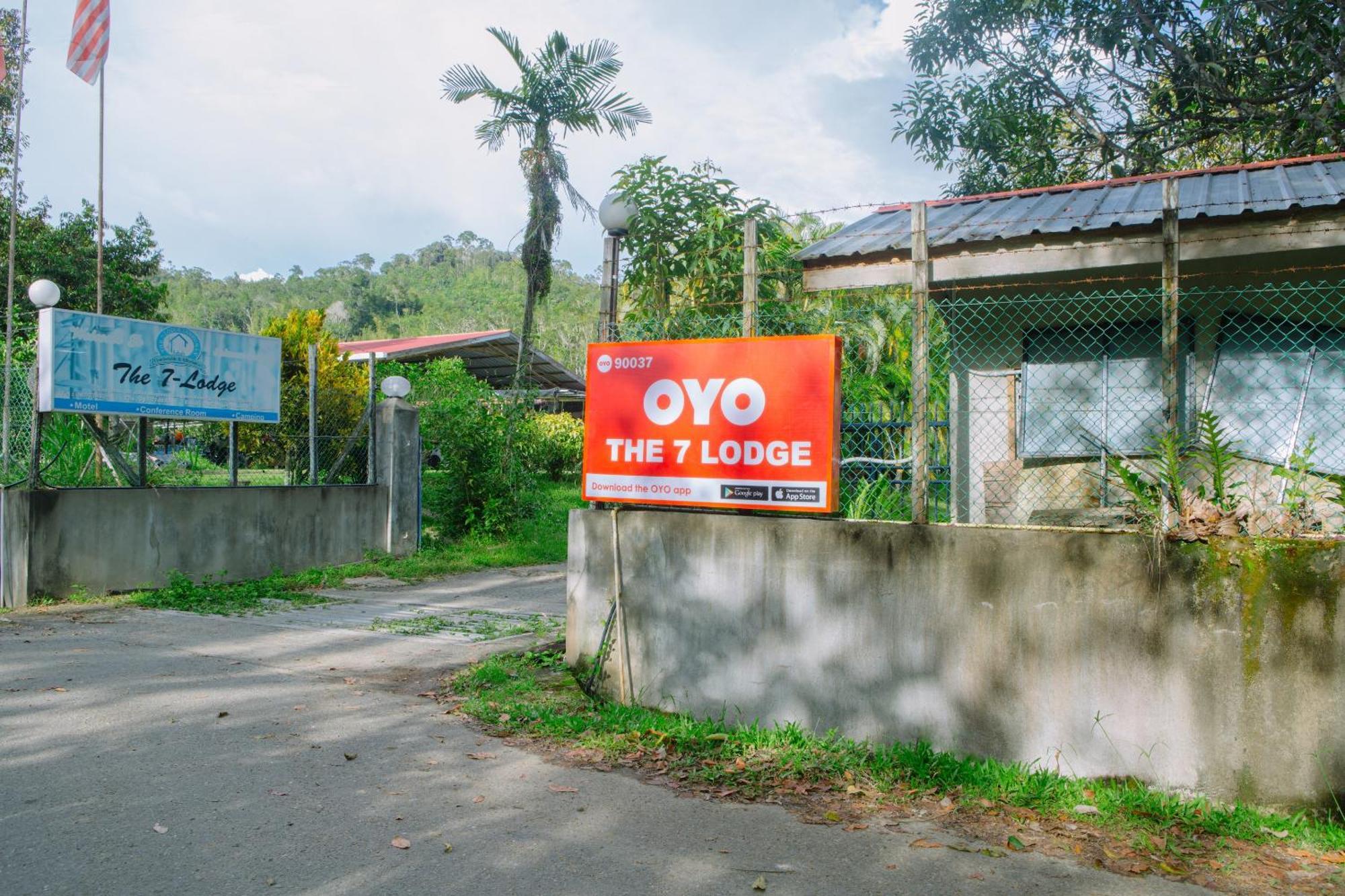 Oyo 90037 The 7 Lodge Tambunan Экстерьер фото